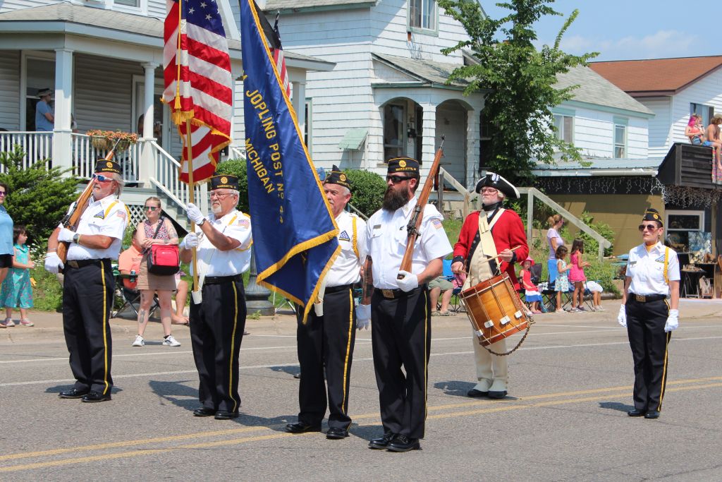 2021MarquetteFourthofJulyParade050 mediaBrew Communications