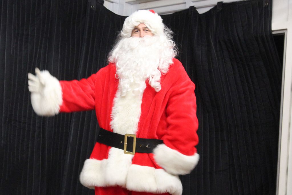 Ho Ho Ho! Santa Is Here To Light The Tree!