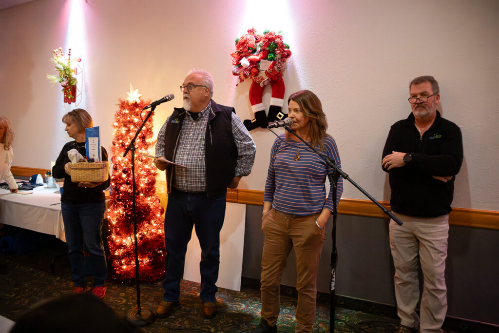 2025-December-to-remember-giveaway